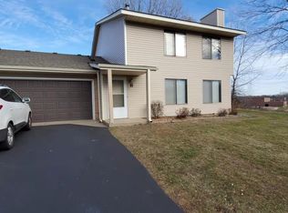 1572 Clemson Dr #B, Eagan, MN 55122