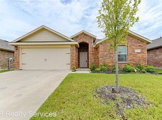 1096 Decker Dr, Fate, TX 75189