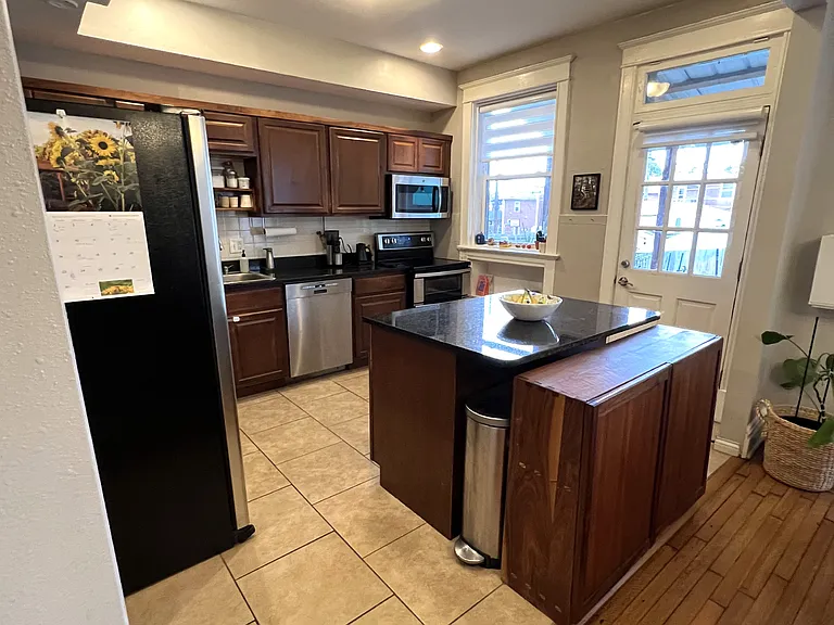 3817 Lafayette Ave — Photo 17
