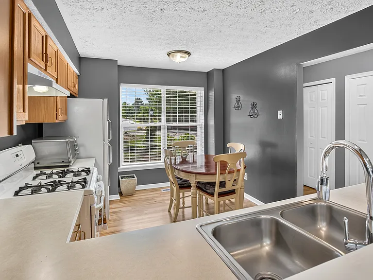 11309 Lake Meadow Ln — Photo 11