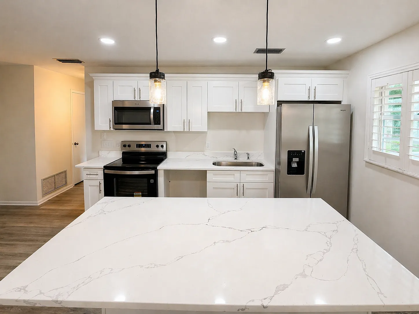 1 bed, 800 sqft, $1,450 — Photo 2