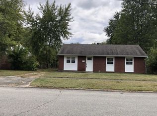 5407 Riata Dr, Louisville, KY 40218