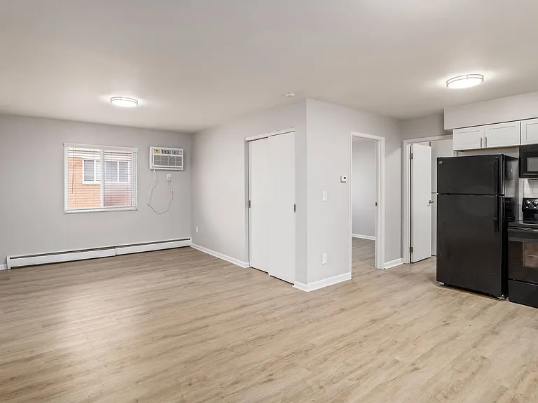 639 Riverview Dr #8 — Photo 7