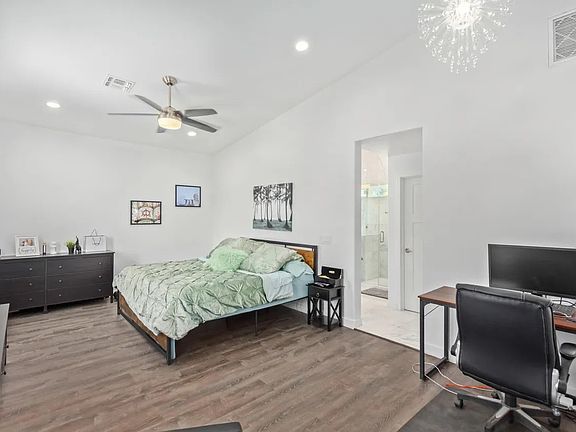 5th image of 3402 E Virginia Ave