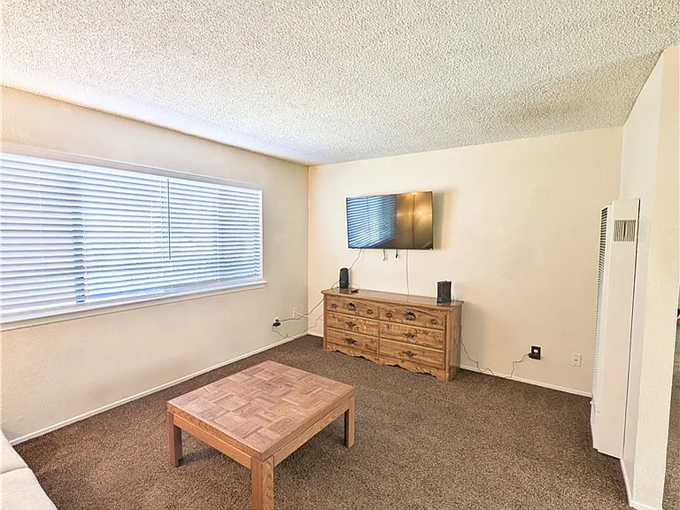 1060 Baden Ave — Photo 3