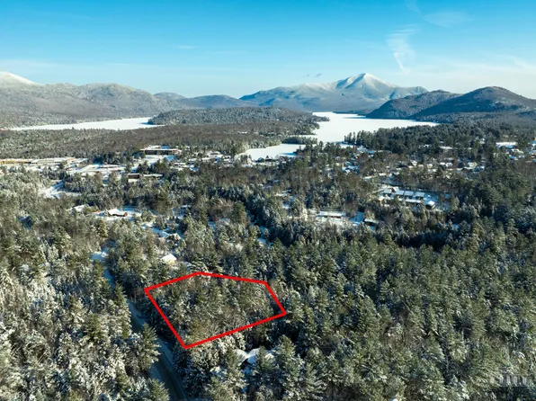 10 Algonquin Dr, Lake Placid, NY 12946