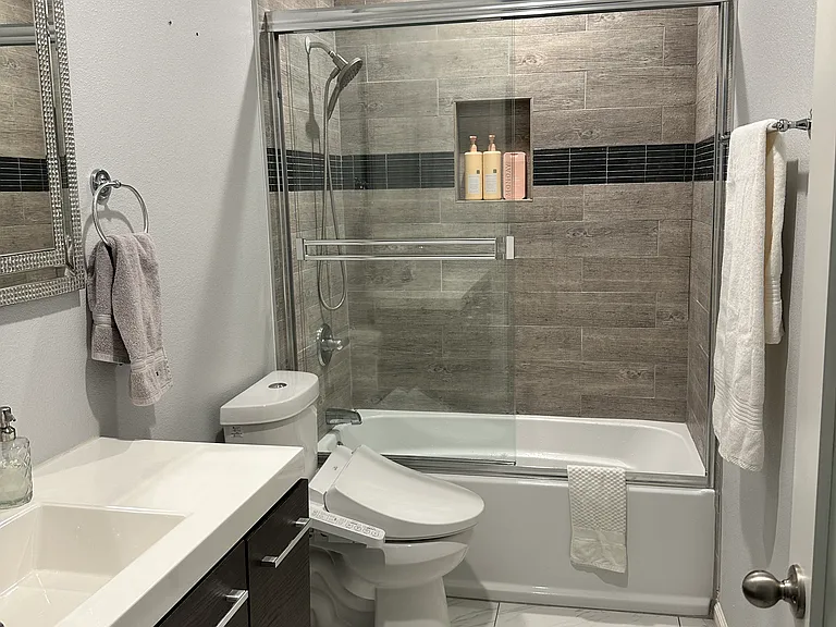 Full bathroom on main floor