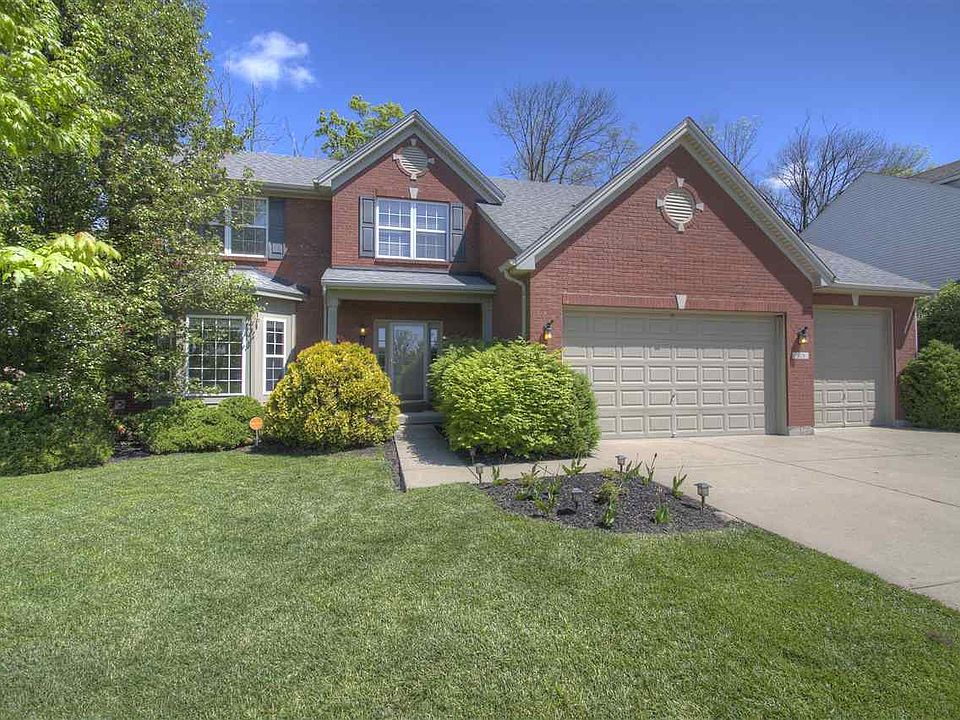 1st image of 528 Winchester Dr
