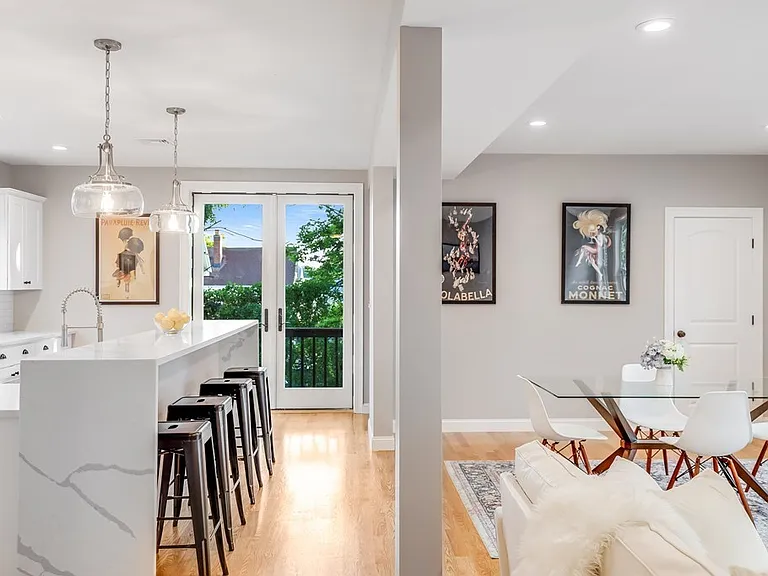 6 Greenleaf Ave #2 — Photo 3