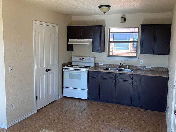 5th image of 4304 Lauren Mackenzie Dr #1