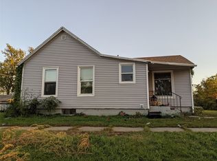 408 NE 3rd St, Stuart, IA 50250