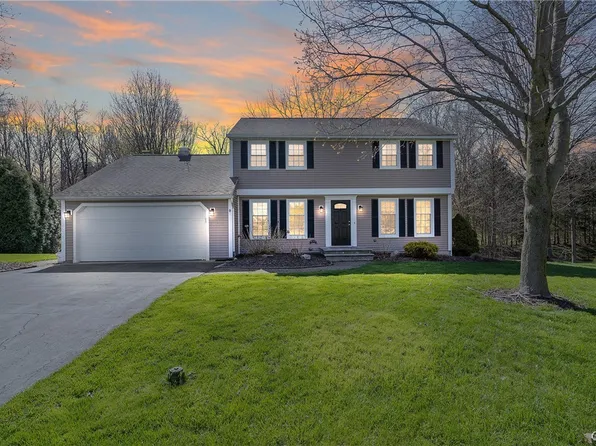 4847 Glinden Ln, Syracuse, NY 13215