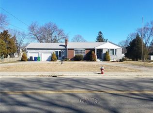 469 Church Ave, Warwick, RI 02889