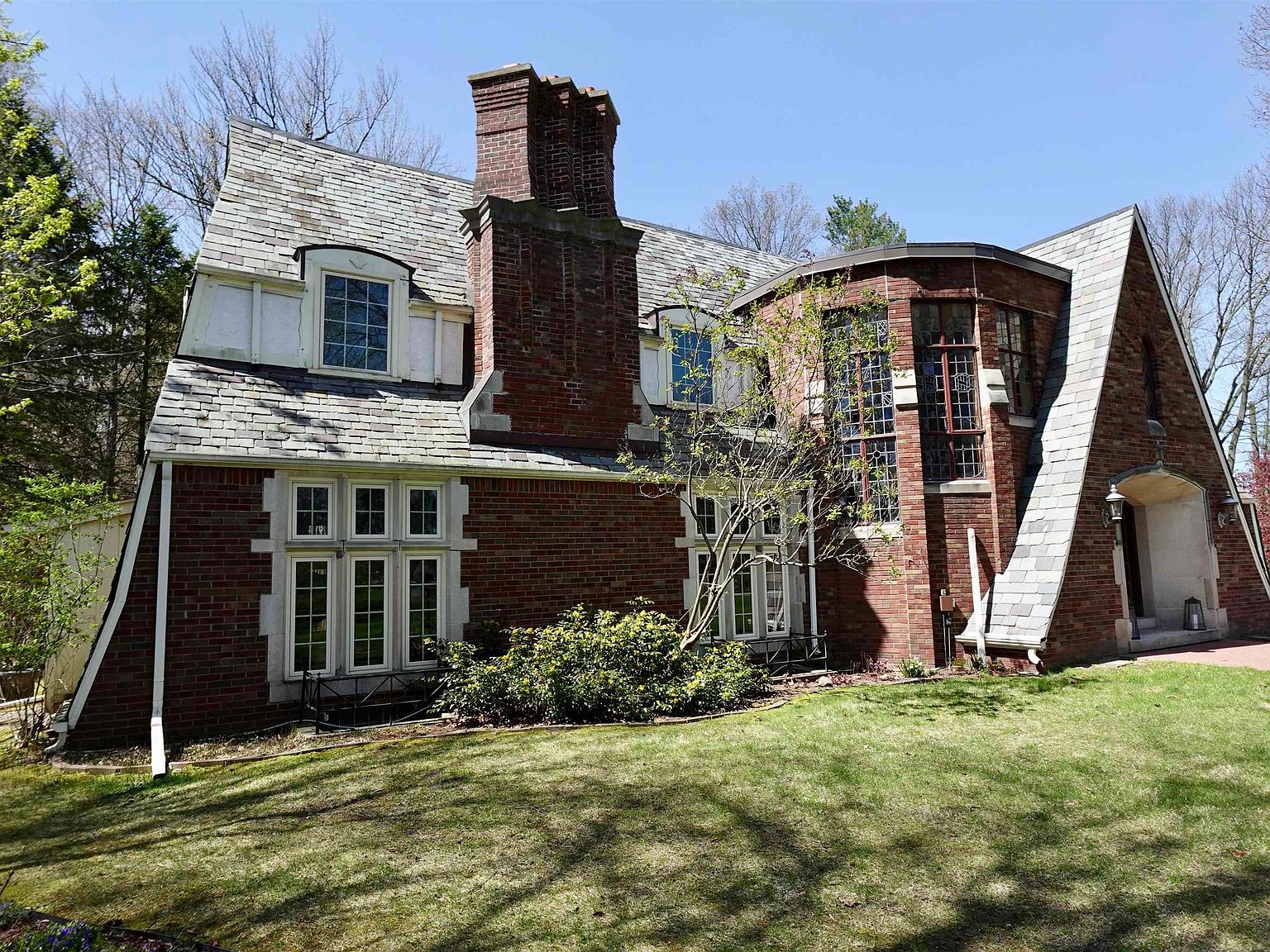 6412 Tin Lizzy Ln, Bridgeport, MI 48722 | MLS #50144605 | Zillow