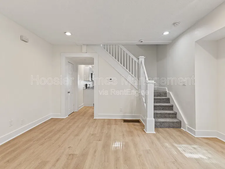 2920 Ruckle St — Photo 7