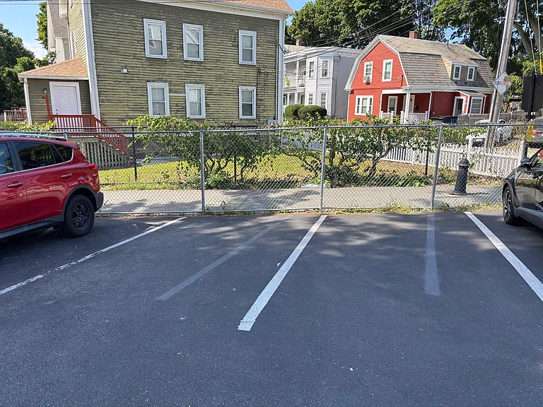 418 Essex St #2 — Photo 33