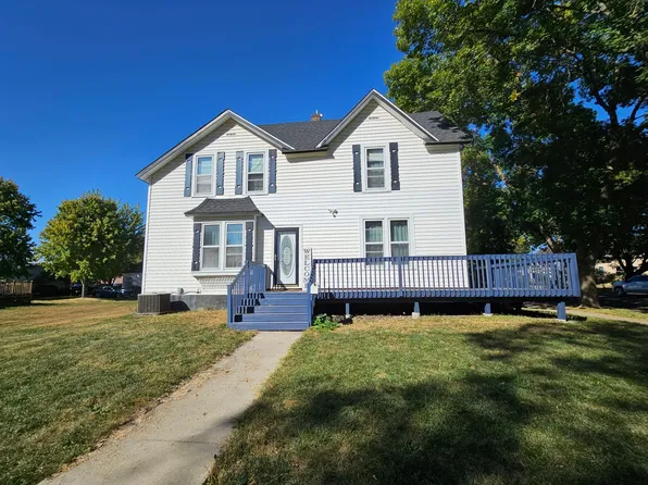 400 Walnut St SW, Sleepy Eye, MN 56085