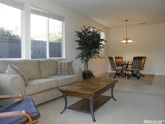 5th image of 300 Mill Valley Cir N