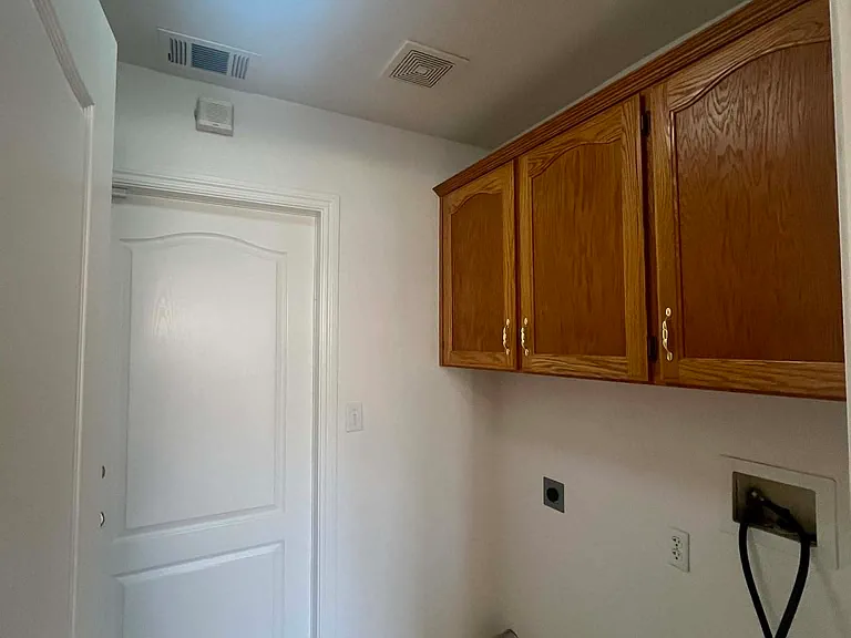2120 Freedom St — Photo 9