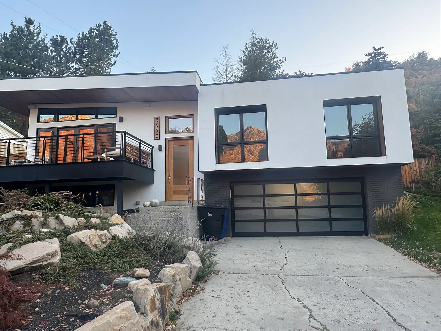 3 bed, 2.5 bath, 1988 sqft, $5,500 — Photo 1