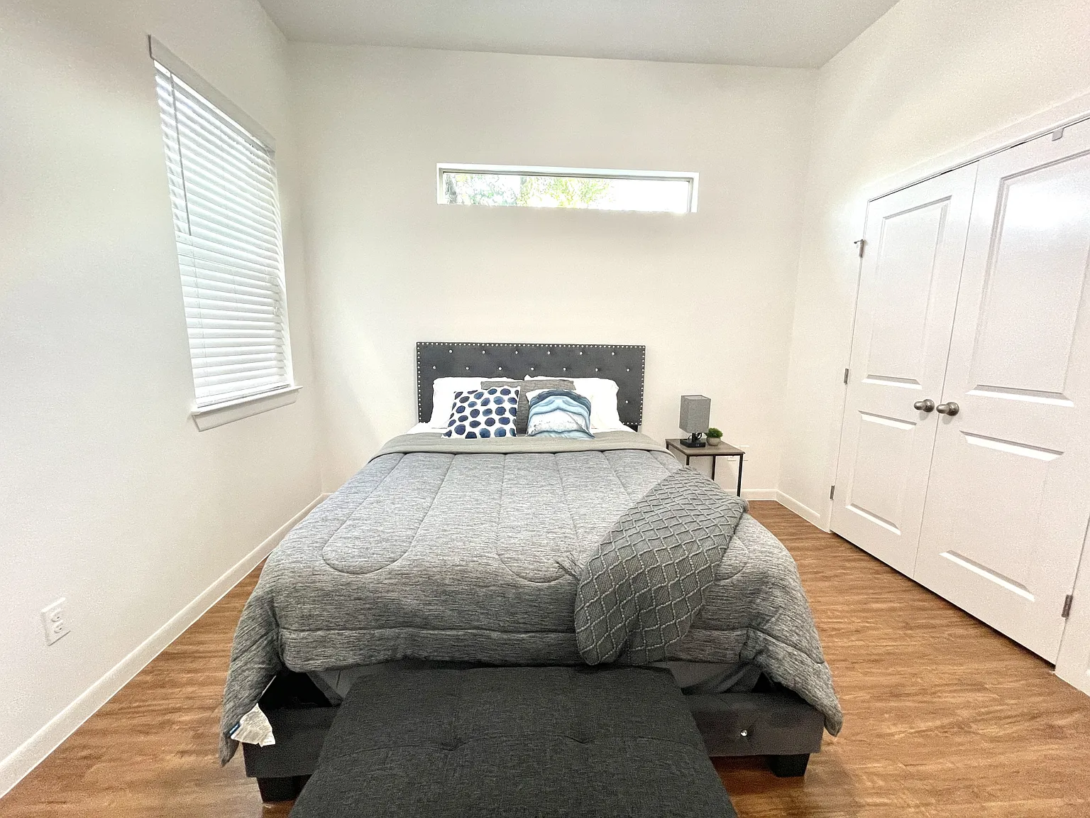 1515 W Houston Avenue - 6 — Photo 4
