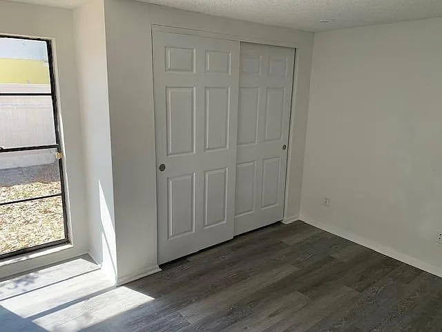 9601 Shalimar Ct — Photo 11