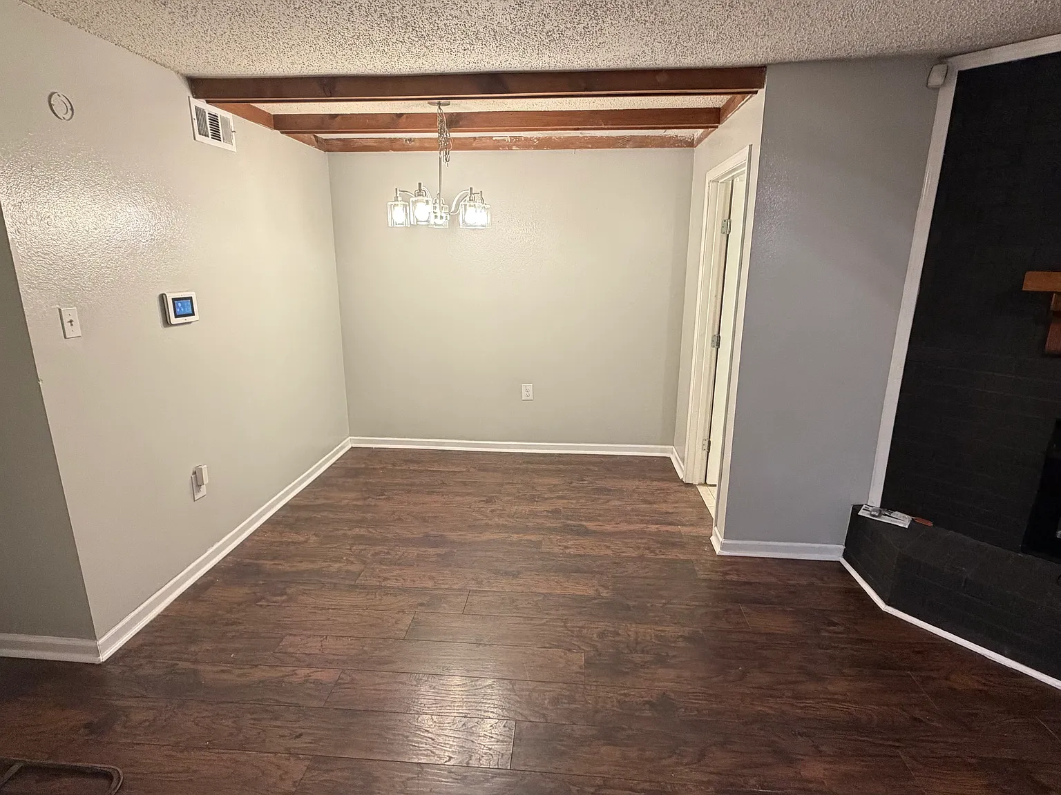 2 bed, 1.5 bath, $1,150 — Photo 4