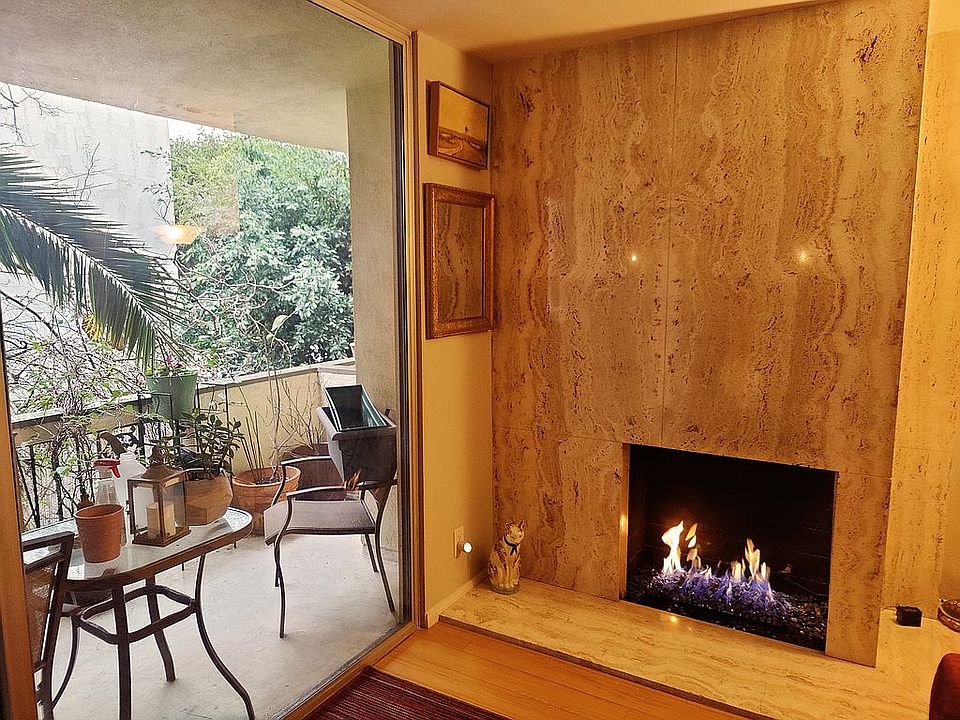 1st image of 11970 Montana Ave APT 218