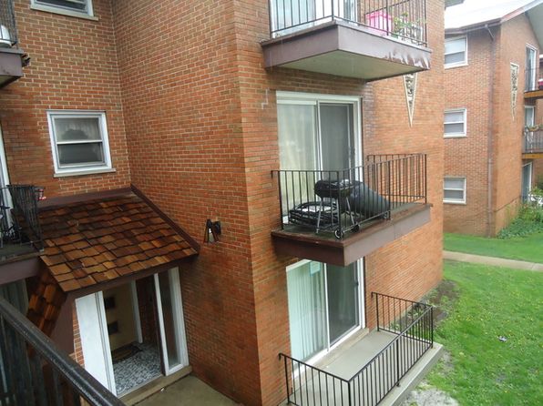 7323 W 79th St APT 1B