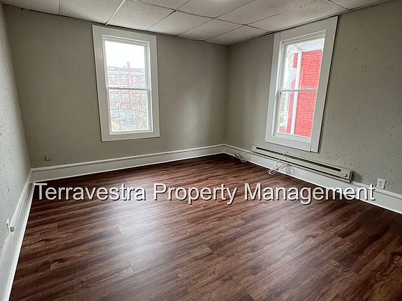 3rd image of 118 N 2nd St APT 2A