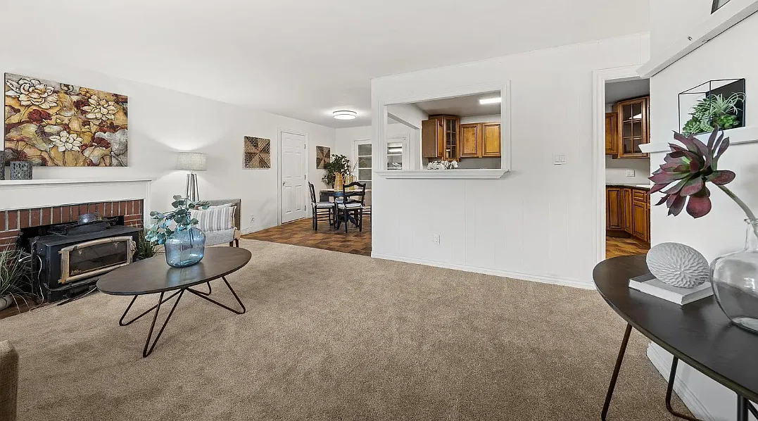 2725 Kay Ave — Photo 3