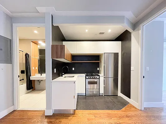 Rented by ERNY LLC | media 26