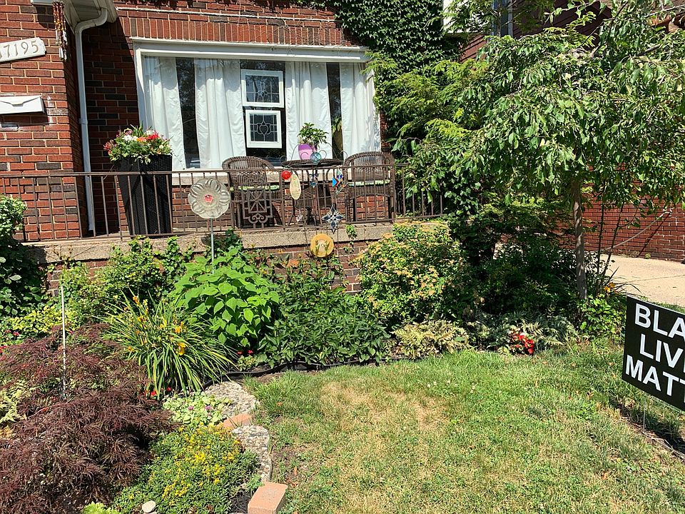 1st image of 17195 Warrington Dr