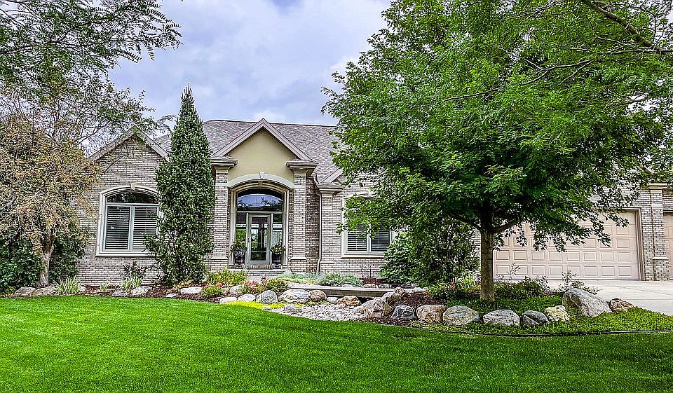 9220 Thornwood Drive