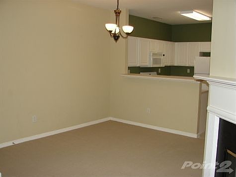 Spacious Dining Area