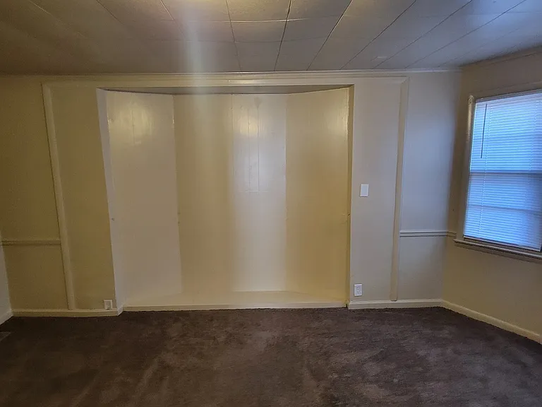 1134 E Kelly St — Photo 12