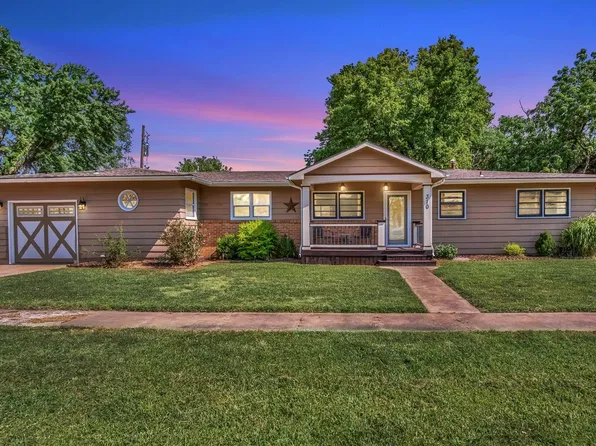 310 W 7th St, Sedgwick, KS 67135