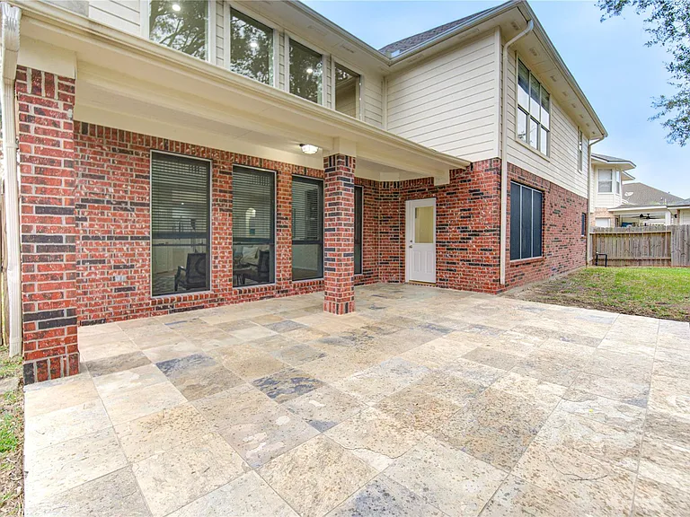 2327 Centerbrook Ln — Photo 44