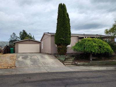 68 Bridgeport Dr, Eagle Pt, OR, 97524