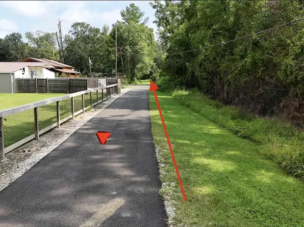 44090 Highway 42, Prairieville, LA 70769