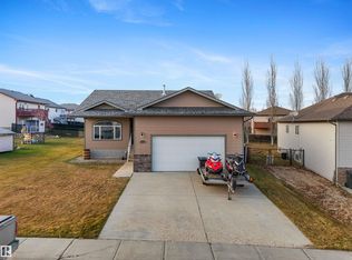 3924 44th Ave, Drayton Valley, AB T7A0A1