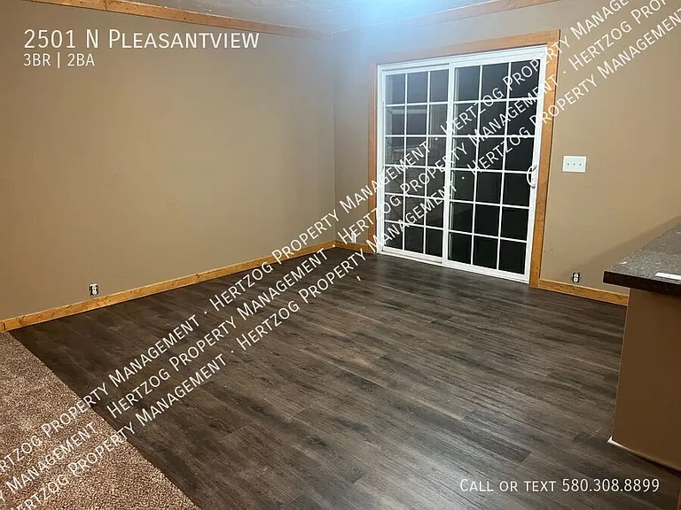 2501 N Pleasant View Rd — Photo 4
