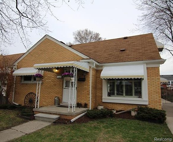 1st image of 8469 Quandt Ave