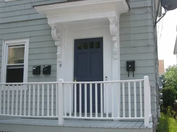 9 Amy St, Providence, RI