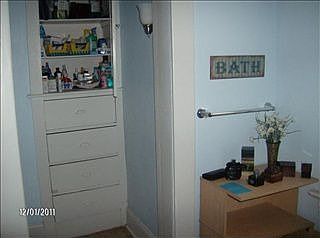 5th image of 1252 Wealthy St SE