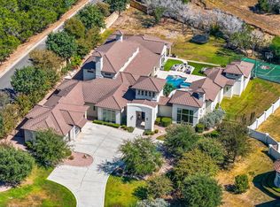 106 Wellesley, Shavano Park, TX 78231