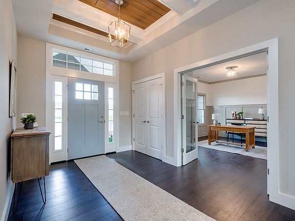 2nd image of 5814 Menza Dr