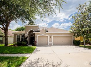 15111 Shearcrest Dr, Lithia, FL 33547
