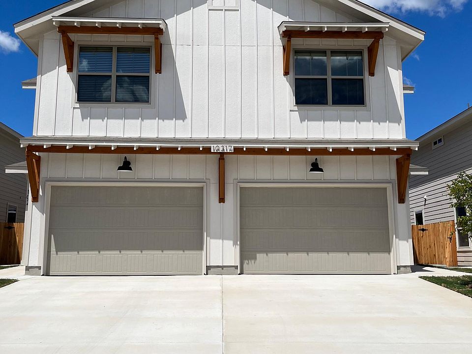 1st image of 10317 Lynwood Vlg #102
