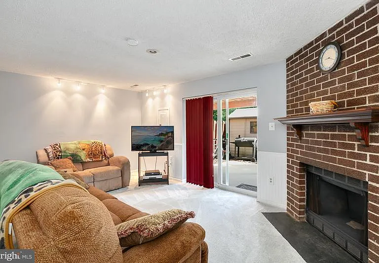 5217 Harbor Court Dr — Photo 19